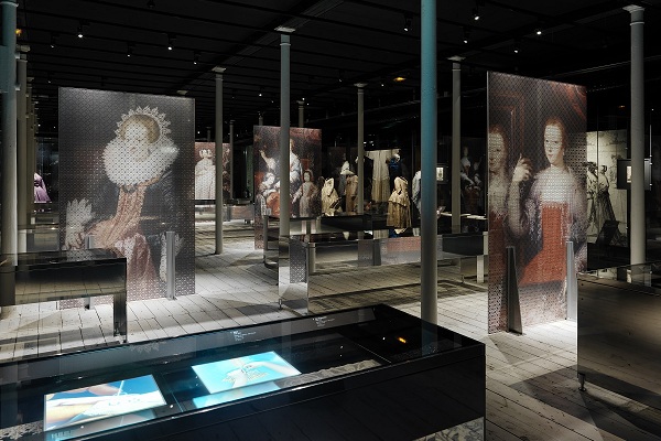 Выставка «Кружево от кутюр»