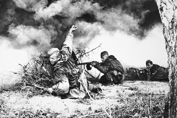 Фотовыставка «Москва вела страну к Победе»