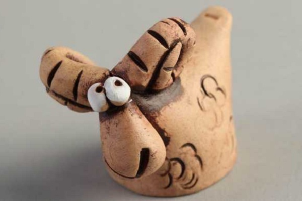 Выставка «Почему свистит свистулька»