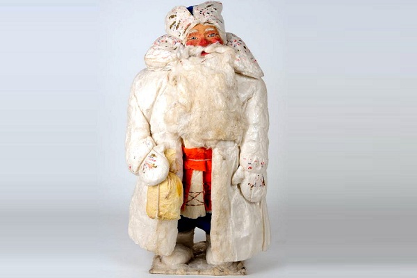 Выставка «Дед Мороз, его компания и …»