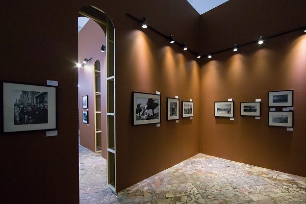 Фотовыставка «Энциклопедия фотографии (1891–1991)»