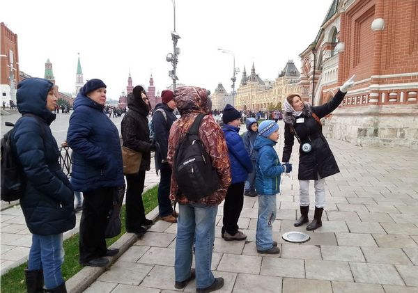 Детская экскурсия-квест в Покровском соборе на Красной площади. «Кто такой Василий Блаженный?» от компании «Мысли Вслух»