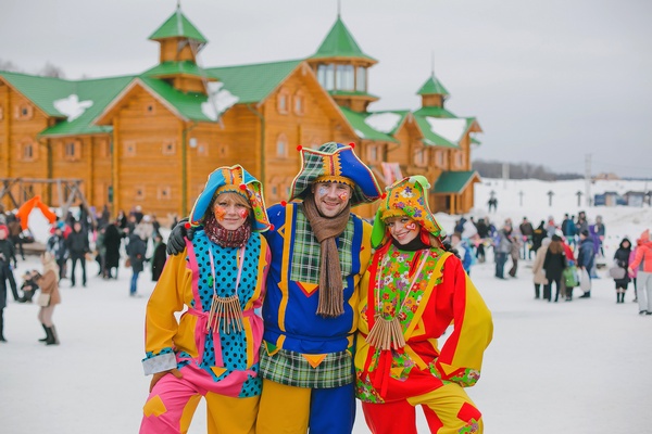 Широкая Масленица в этнографическом парке-музее ЭТНОМИР