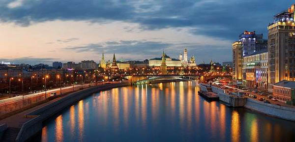 Праздник Победы на Москве-реке  (теплоходная прогулка, с праздничным салютом и ужином) от компании «Дельта»