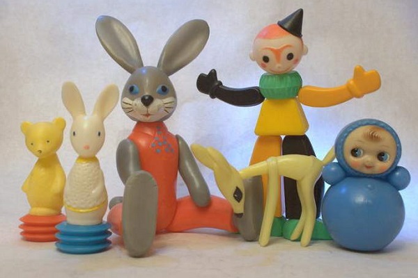 Выставка «Все лучшее – детям. Игрушки 1950–1980 гг. из коллекции С. Романова»