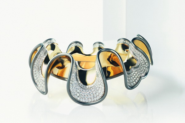 Выставка ювелирных изделий «Мастерство ювелиров Damiani»