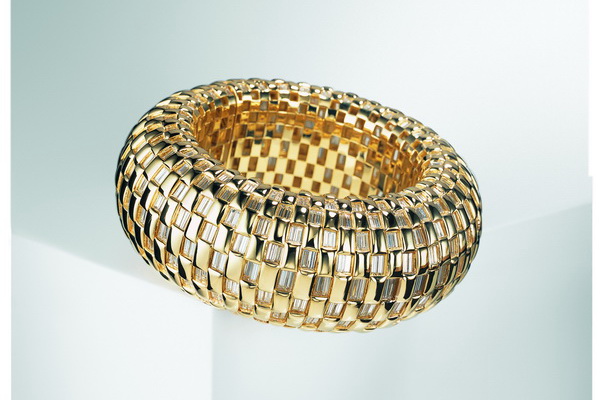 Выставка ювелирных изделий «Мастерство ювелиров Damiani»