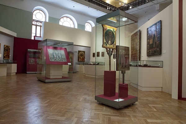 Выставка «XVI век. Эпоха митрополита Макария»