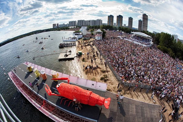 Чемпионат самодельных летательных аппаратов «Red Bull Flugtag – 2017»