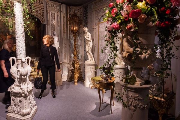 43-й Российский антикварный салон в ЦДХ