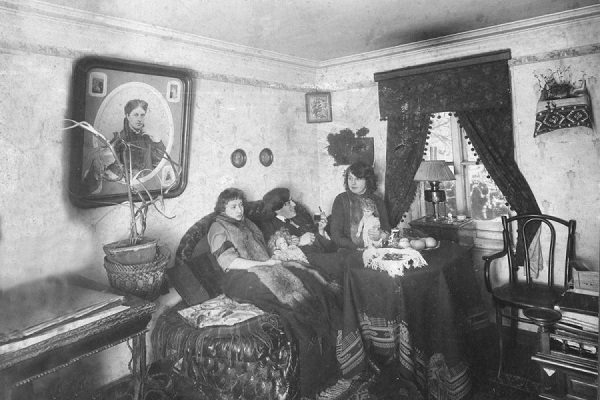 Выставка «Душа, не знающая меры…»