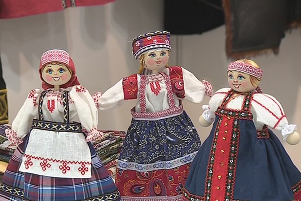 Всероссийская выставка-ярмарка народных художественных промыслов «Ладья»