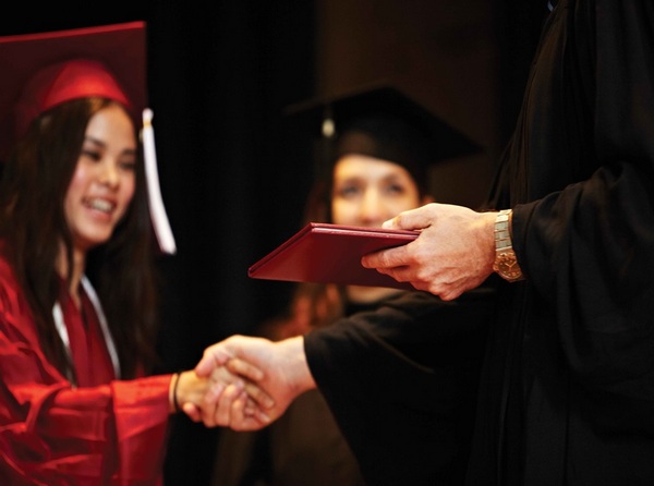 17 марта в Москве пройдёт полезная выставка — о трендах в мировом образовании и о том, как выбрать профессию