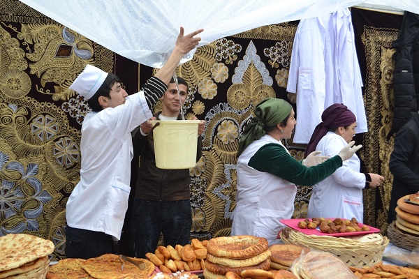 Фестиваль «Дни Новруза на Старом Арбате»