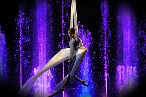 Цирковое представление «Тайна Музея Снов» в Цирке Танцующих Фонтанов «Аквамарин»