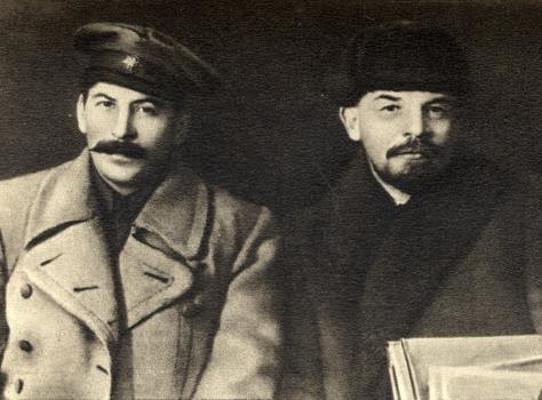 Автобусная экскурсия «Великие тайны ХХ века»