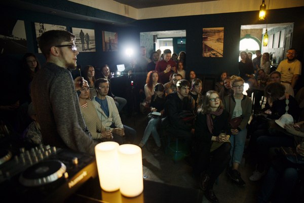 Фестиваль «Science Bar Hopping»: весна, наука, рок-н-ролл