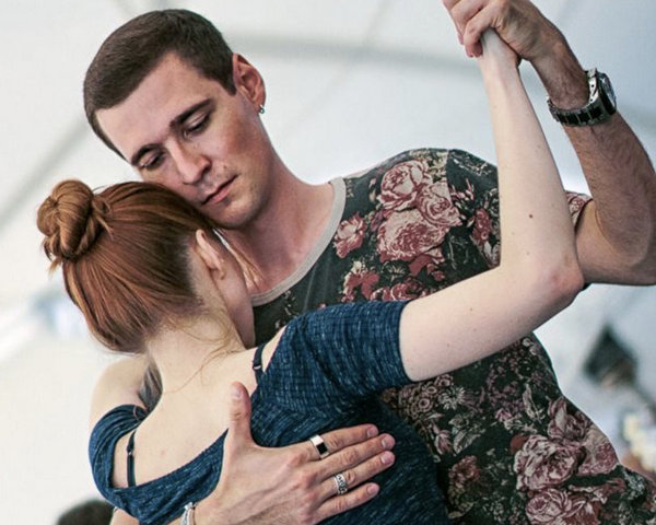 Бесплатные уроки танго!