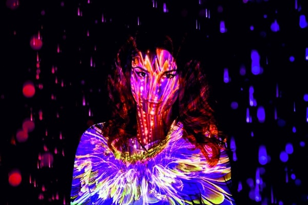 Водно-световое шоу «Аквалюзион»