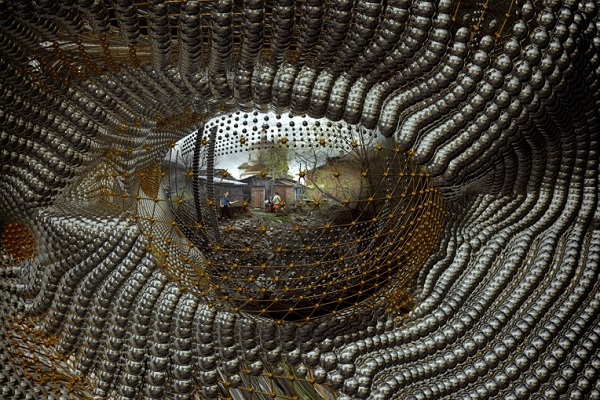 Выставка «Виртуальные зеркала Константина Худякова»