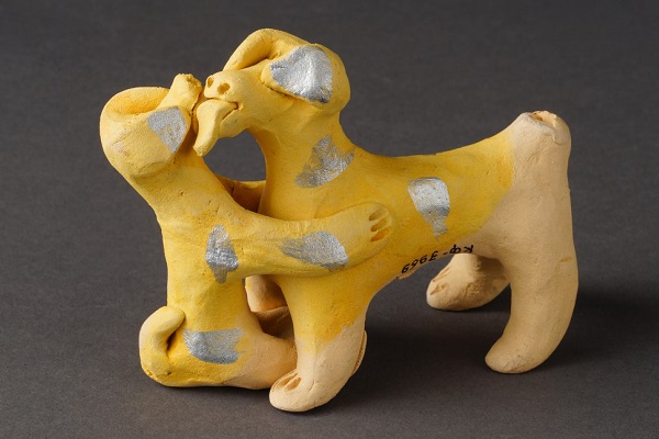 Выставка керамической игрушки «Зачем ребенку медведь?»