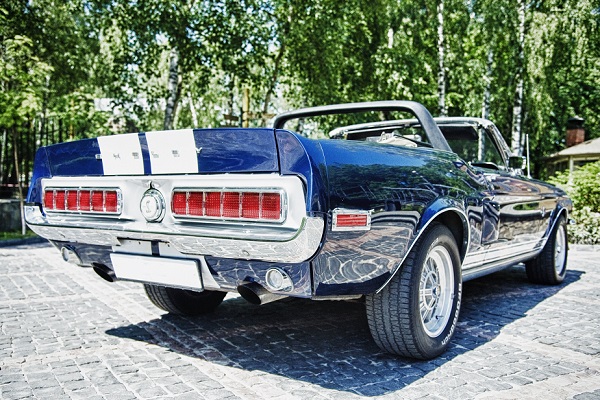 Выставка-аукцион «Редкие автомобили»