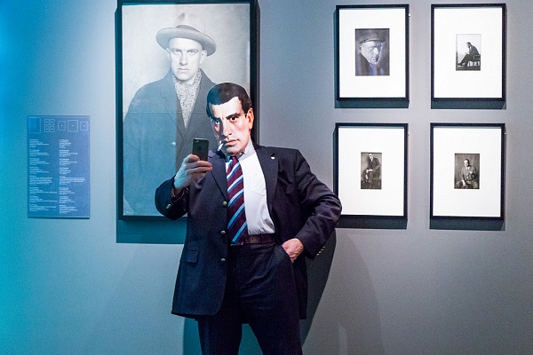 Выставка «Сотый апрель»