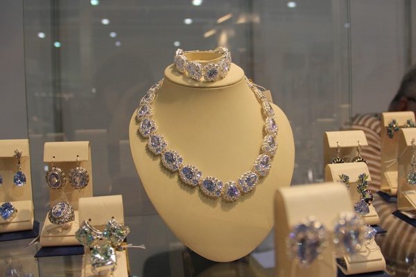 Международная ювелирная выставка-ярмарка «Ювелир на Тишинке»