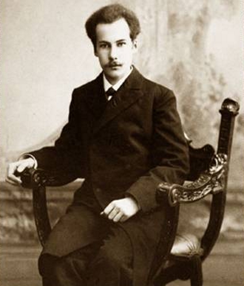 Бесплатная пешеходная экскурсия «Собиратель пространства. Московские адреса Андрея Белого»