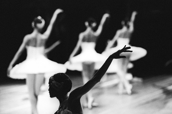 Фотовыставка «Большой балет by Sasha Gusov»