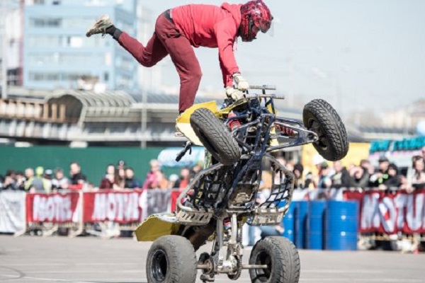 Фестиваль «СтантШоу #1» или балет на мотоциклах