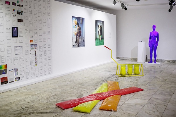 Выставка «Парадоксальные гибриды»