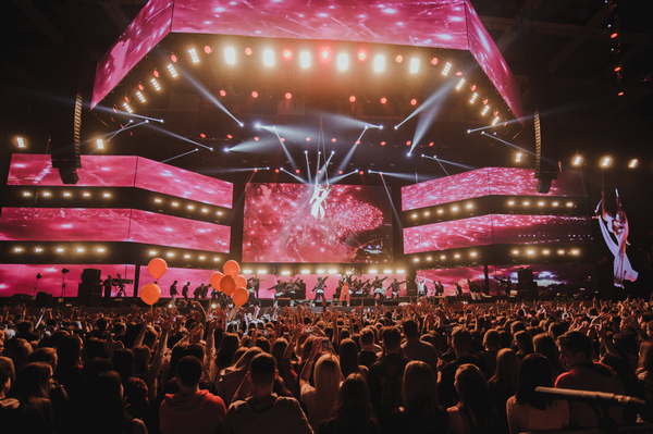 Концерты российских звезд в «Олимпийском» «Зачем молчать, когда есть голос!»