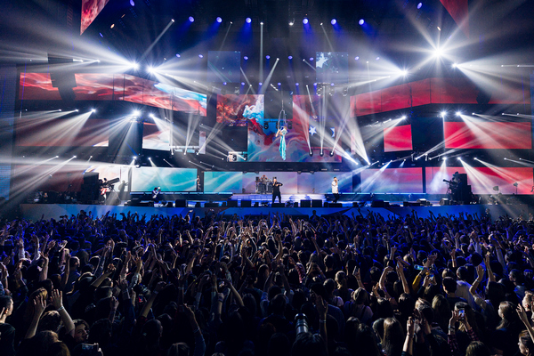 Концерты российских звезд в «Олимпийском» «Зачем молчать, когда есть голос!»