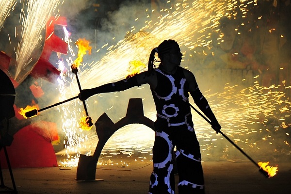 Фестиваль уличных театров «Вселенский карнавал огня»