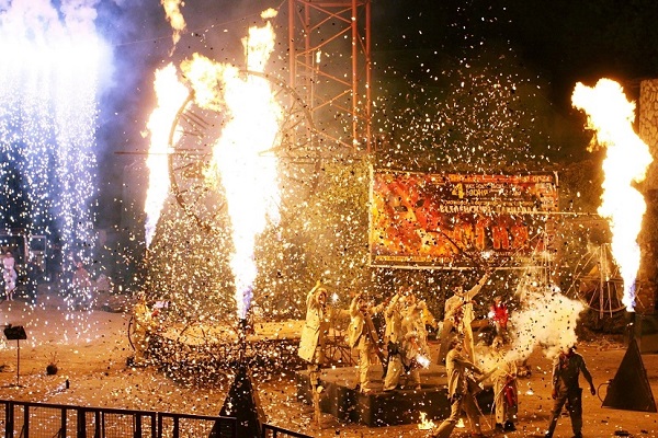 Фестиваль уличных театров «Вселенский карнавал огня»