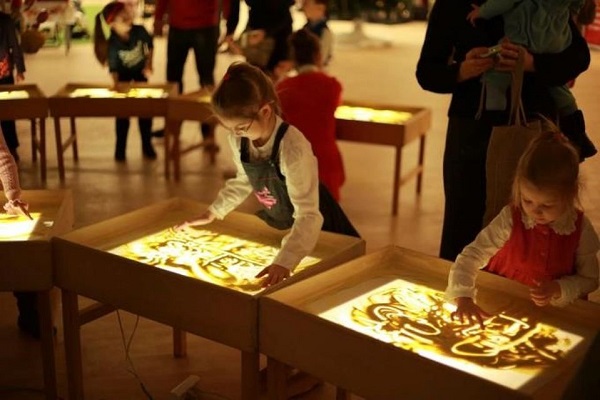 Новогоднее песочное шоу «Песочная елка»