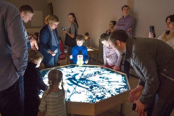 Новогоднее песочное шоу «Песочная елка»