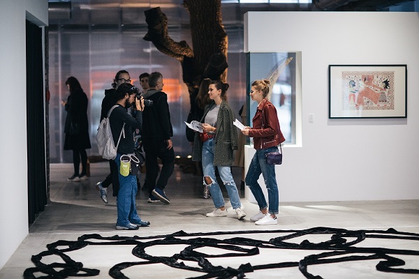 Выставка «Ткань процветания»