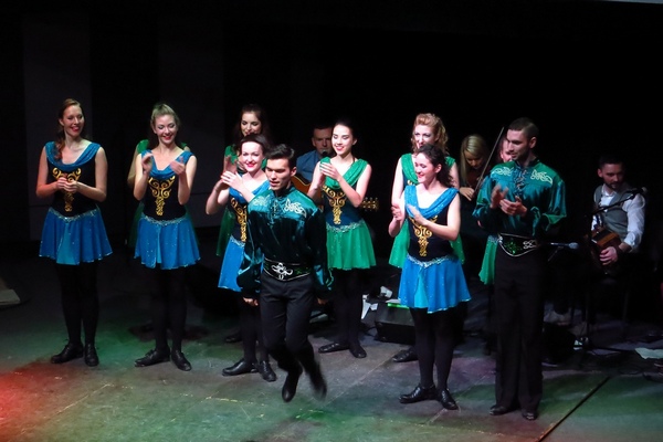 Ирландская музыка и танцы на Самайн с Boxing Banjo