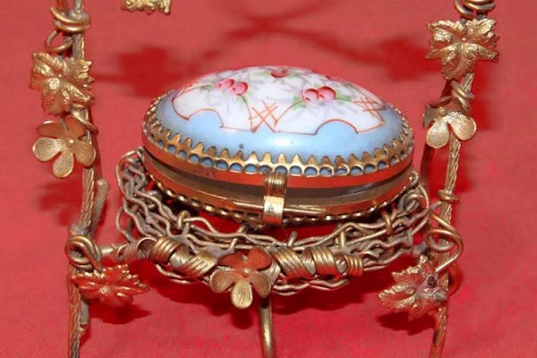 Выставка «Магия ароматов»