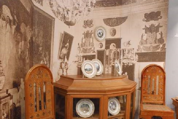 Выставка «Заветные святыни»