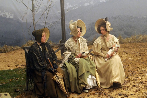 Выставка костюмов «Дмитрий Андреев. Закройщик иллюзий»