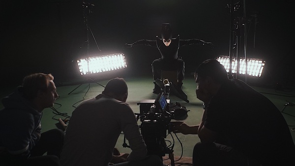 Уникальное шоу – иммерсивный балет «Лебединое озеро. Мультивселенная»