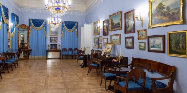 Новые экскурсионные маршруты для самостоятельных прогулок по Москве подготовил Мосгортур к новогодним праздникам