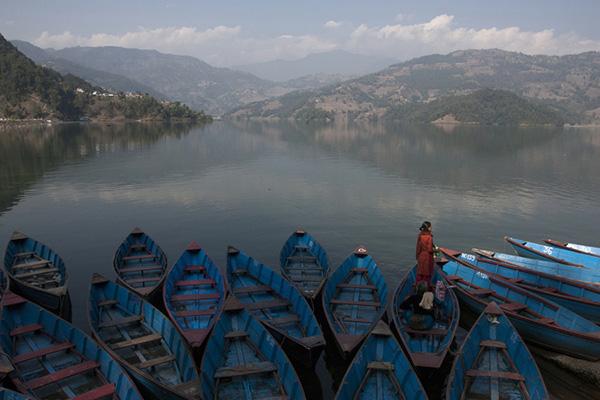 Выставка фотографий «Перекрёстки миров»
