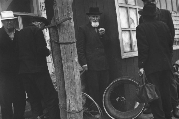 Выставка «Родное ретро. 1962-2002. Московская сага фотографа Михаила Дашевского»