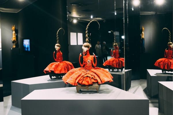 Выставка бронзовых скульптур и авторских кукол «Ульгер»