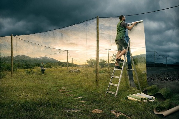 Выставка фотографий «По ту сторону реальности. Эрик Йоханссон»