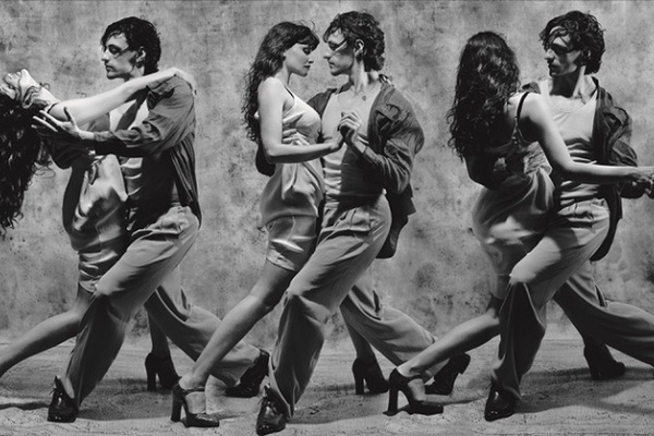 Выставка фотографий «Сила мечты. Календарь Pirelli 2019»